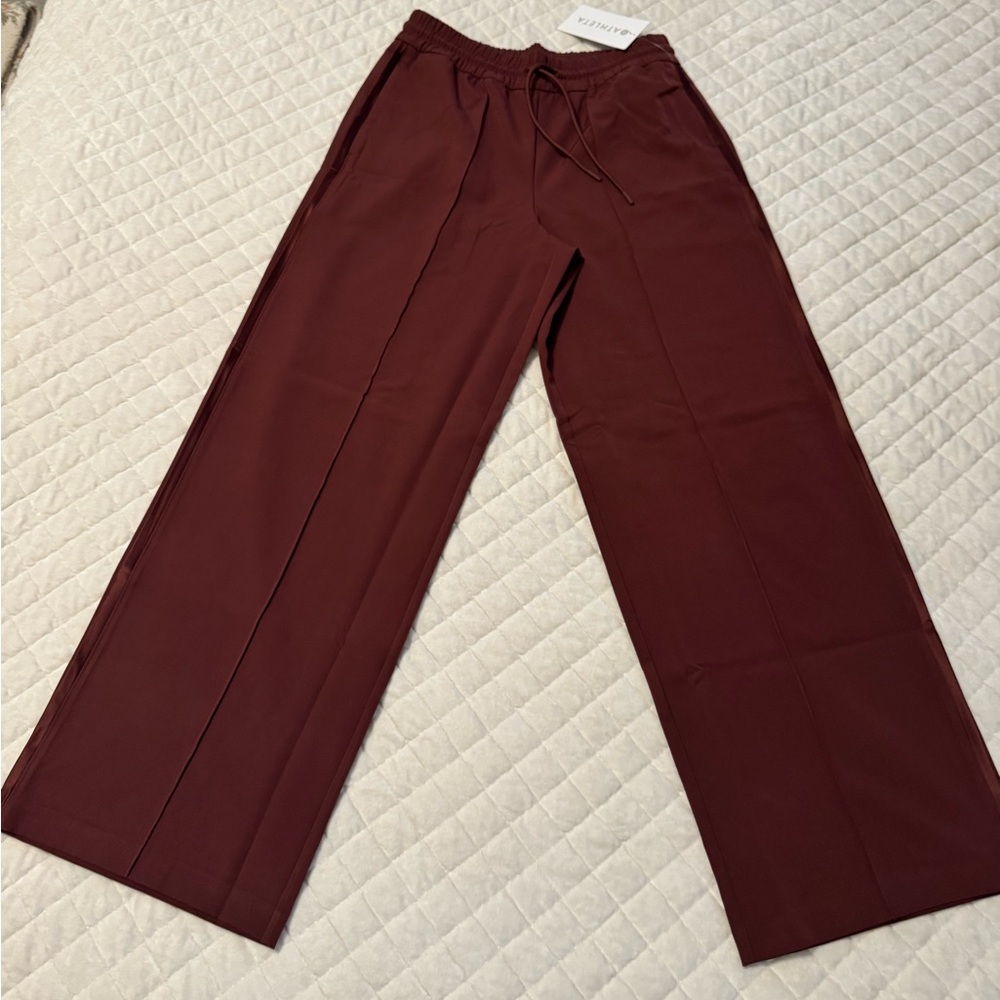 NWT Athleta Endeavor Pants Burgundy Wide Leg Relaxed Fit Women’s Size S